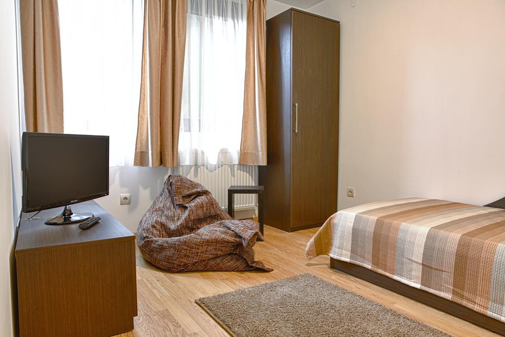 Pepi Guest House Veliko Tarnovo Szoba fotó